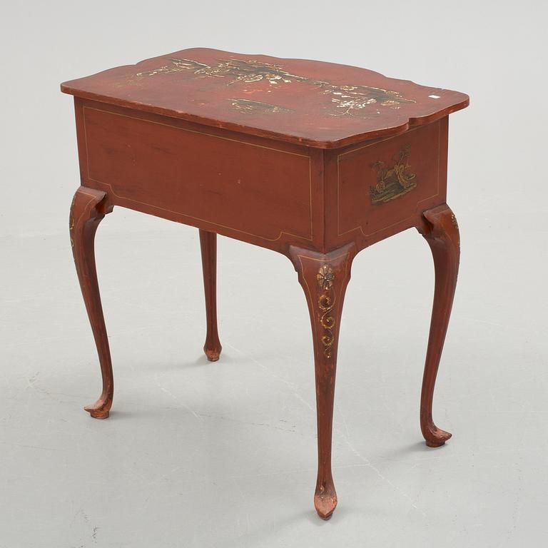 DAMARBETSBORD. Senbarockstil. 1800/1900-tal.