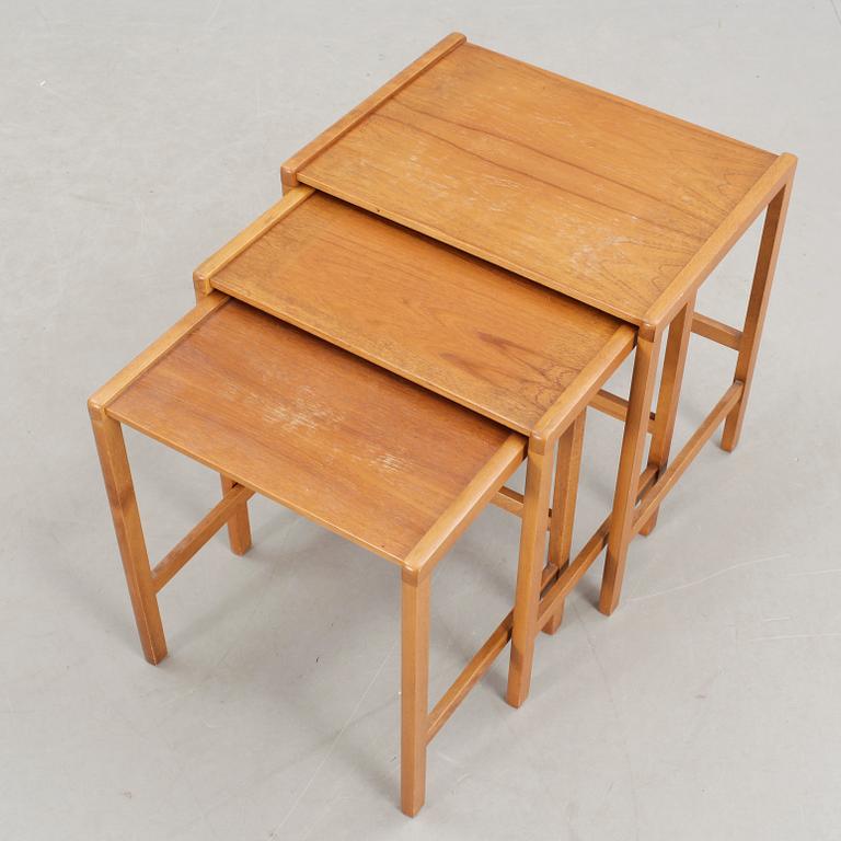 SATSBORD, 3 delar, teak, 1900-talets andra hälft.