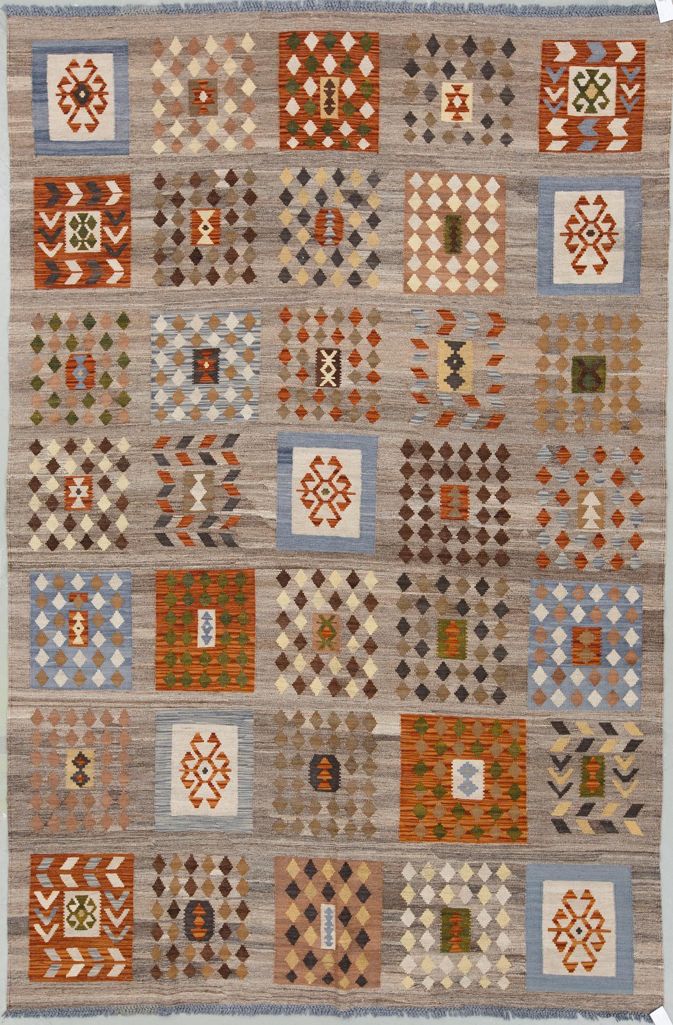 MATTA, Kelim Uzbek. Ca 300x200 cm.