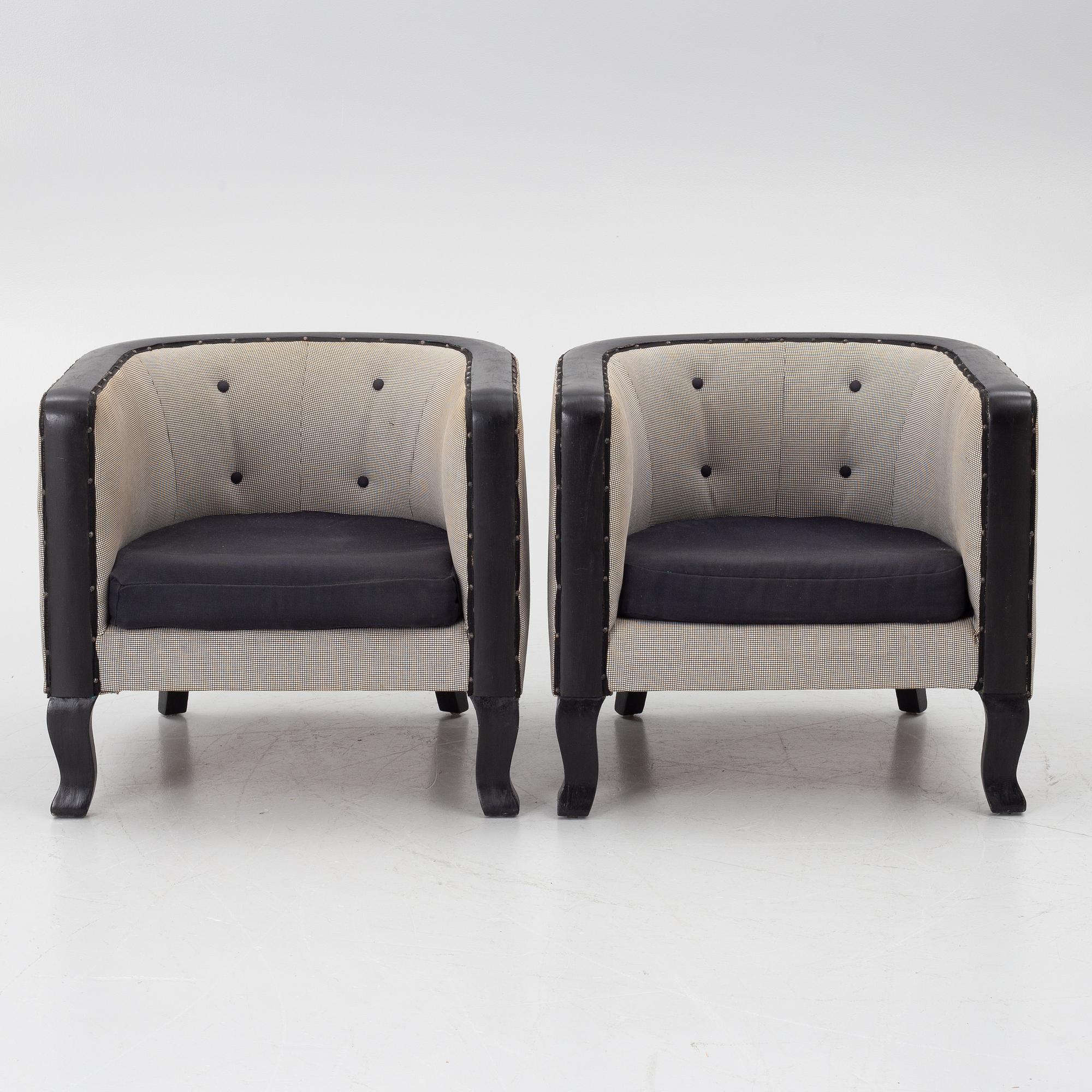 A pair of armchairs, first half of the 20th century.