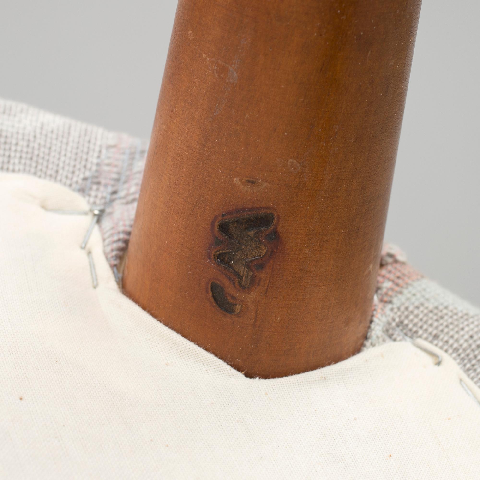 FÅTÖLJ, Carl Malmsten, 1900-talets andra hälft.