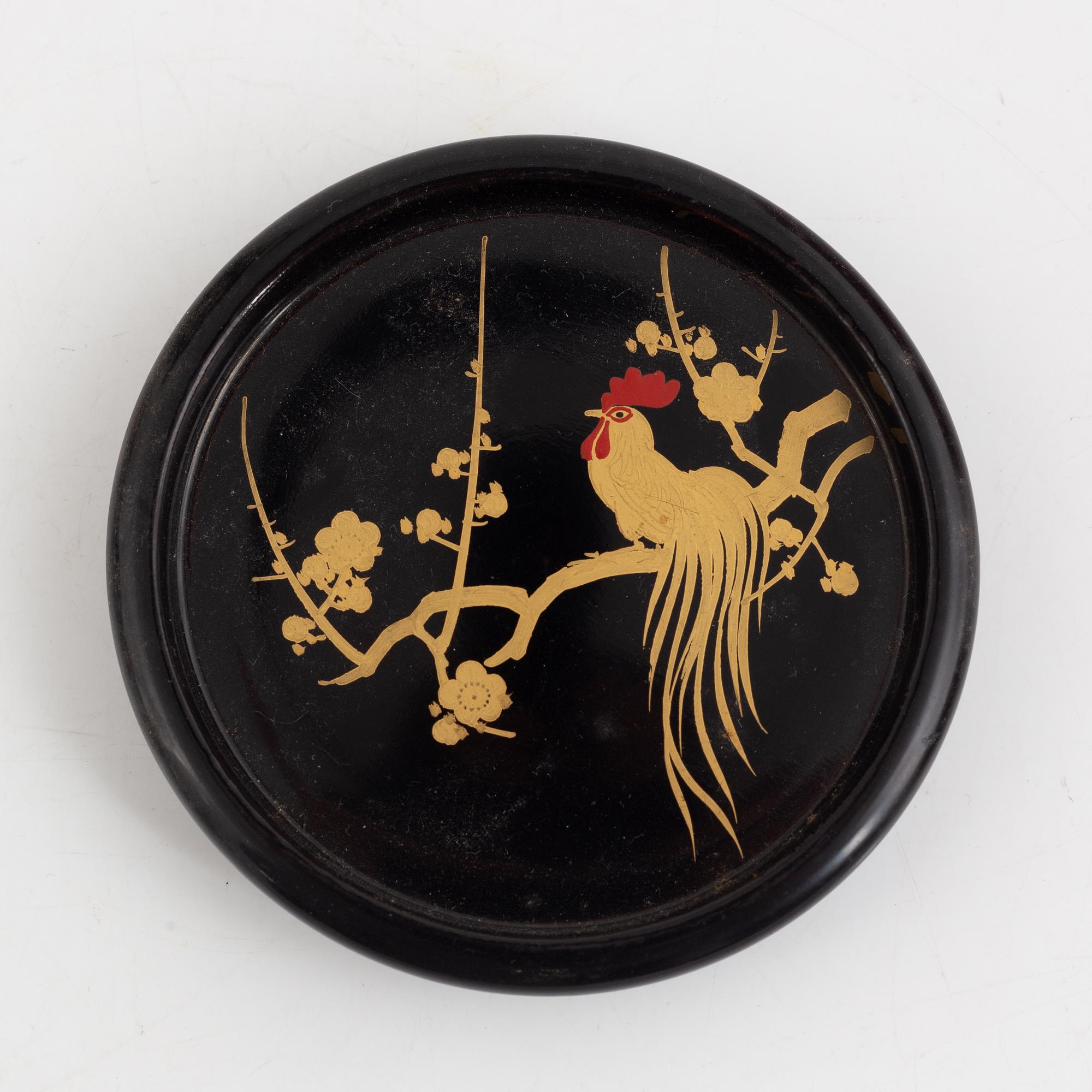 A Japanese 27 piece lacquer cocktail set, 20th century.