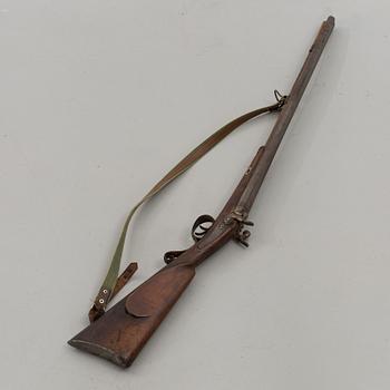 A PERCUSSION LOCK RIFLE, 19th century.