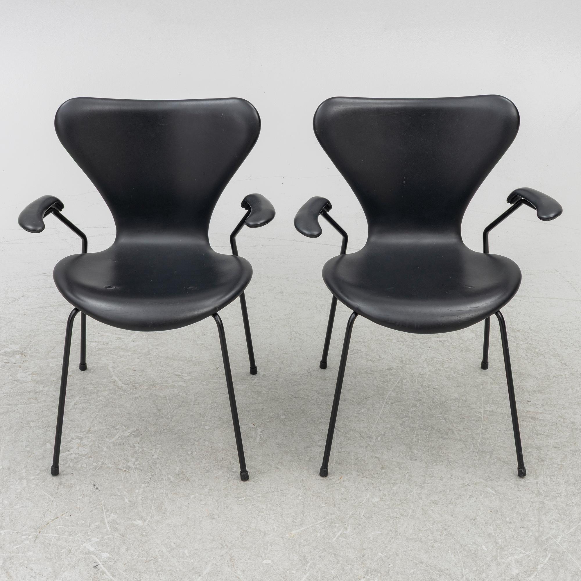 Arne Jacobsen, five 'Seven' armchairs, Fritz Hansen, Denmark, 21st century.