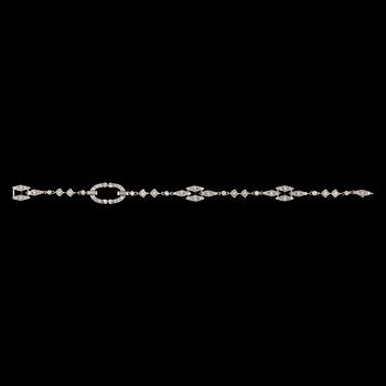 906. A circa 1.25 cts single-cut diamond bracelet.