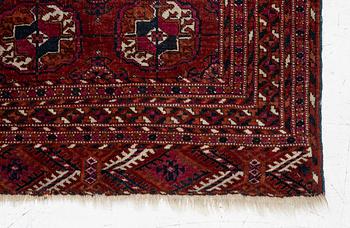 Tekke rug, approx. 127 x 102 cm.