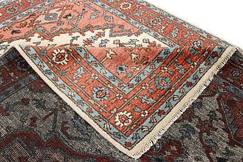 A Mamluk carpet, c. 297 x 244 cm.