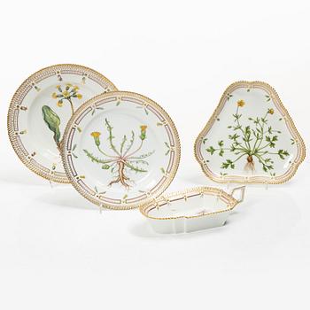 Royal Copenhagen, fat, 4 st, "Flora Danica", Danmark.