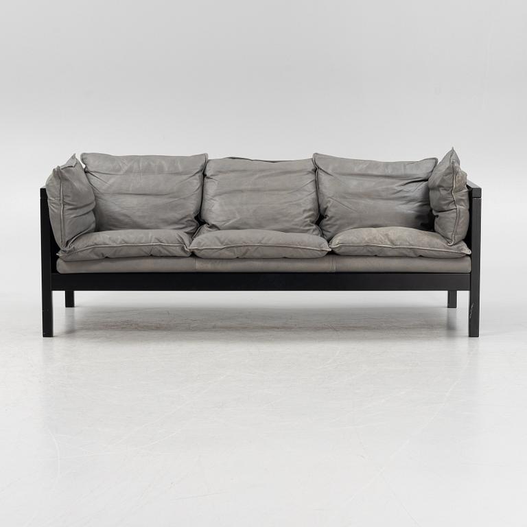A lether sofa, later part of the 20th Century.