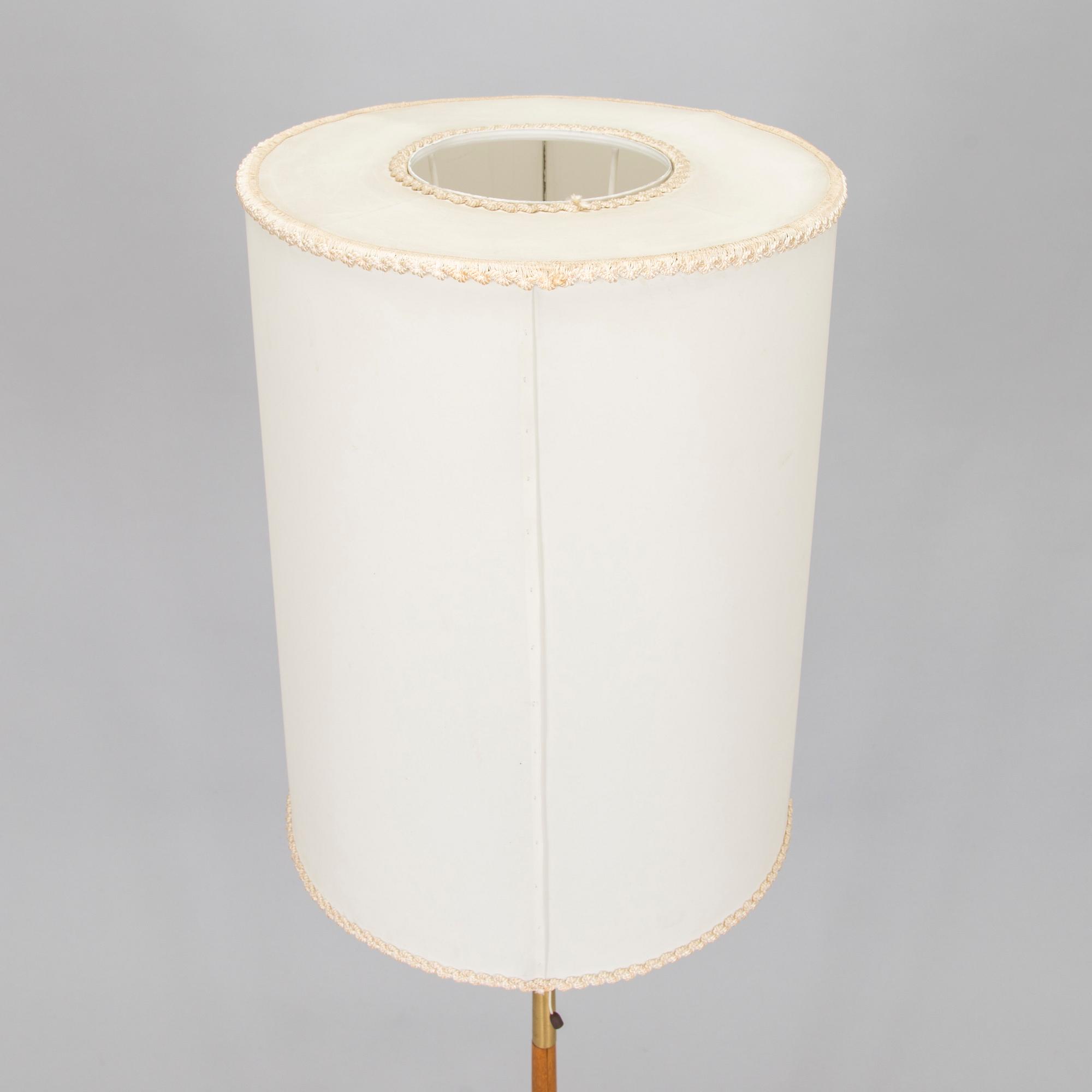 A mid-20th century floor lamp for Idman.