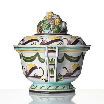 Arthur Percy, a Swedish Grace lidded creamware bowl, Gefle Porcelain Factory, Sweden, 1920s-30s.
