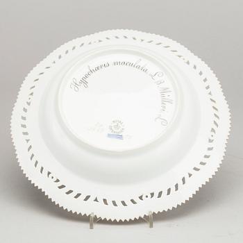 A "FLORA DANICA" PLATE, porcelain, no 20/3547, Royal Copenhagen (1898-1923).