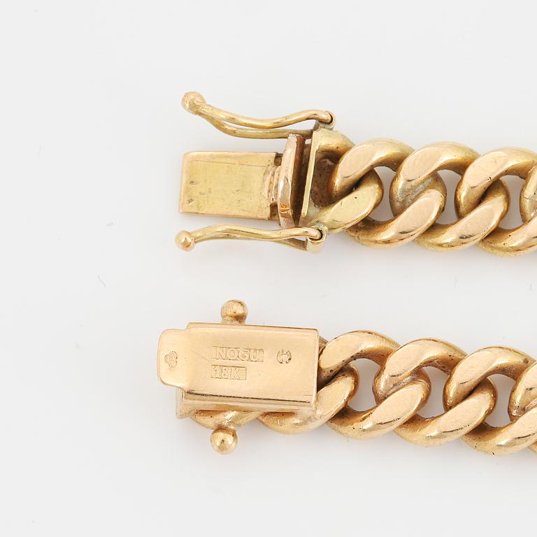 18K gold necklace.