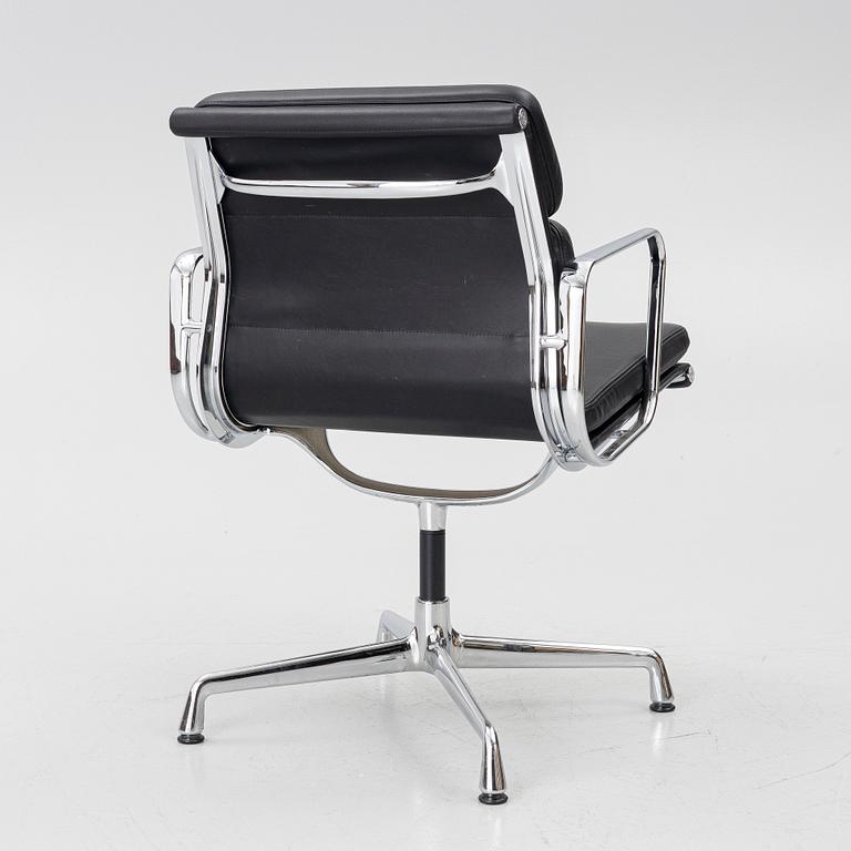 Charles & Ray Eames, Chair, “Soft Pad Alu Chair”, model EA208, Vitra.