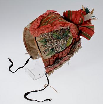 PARTI FOLKDRÄKTSDELAR, 1800-1900-tal.