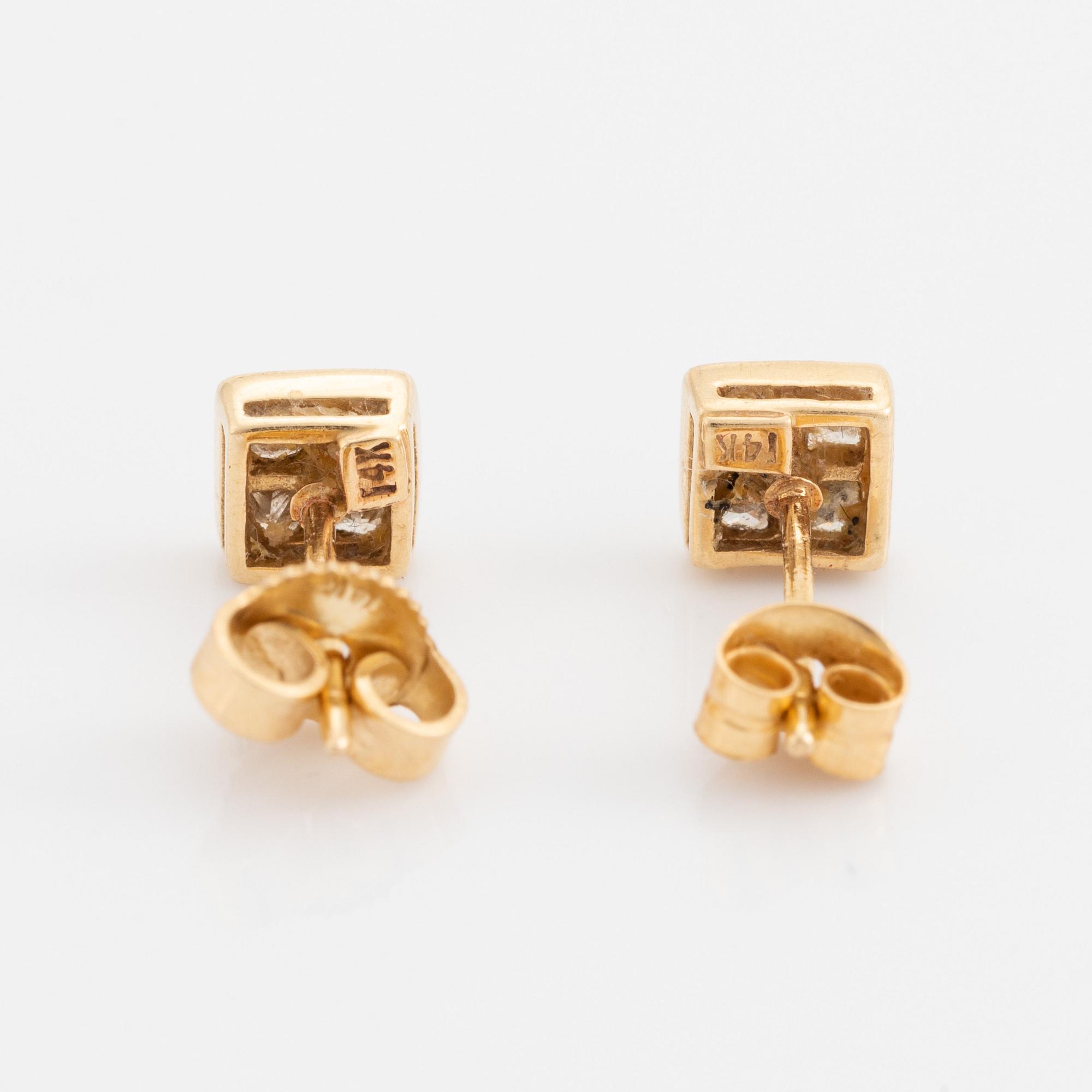 Princess cut diamond earrings.