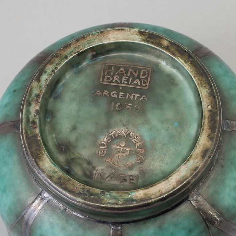 WILHELM KÅGE, an 'Argenta' stoneware bowl from Gustavsberg, 1930's/40's.