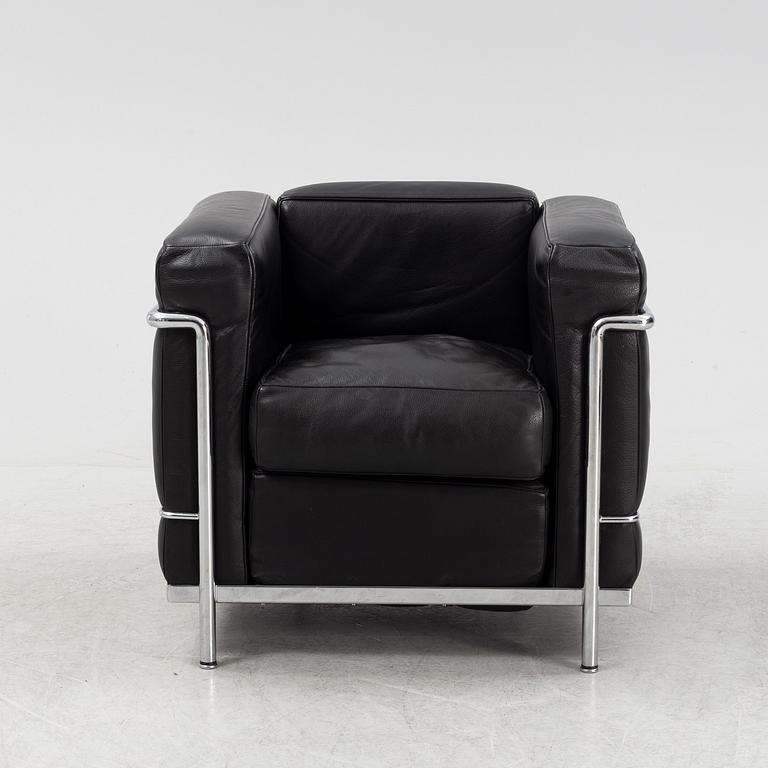 Le Corbusier, Pierre Jeanneret & Charlotte Perriand, fåtölj, "LC2", Cassina. Svart skinn.
