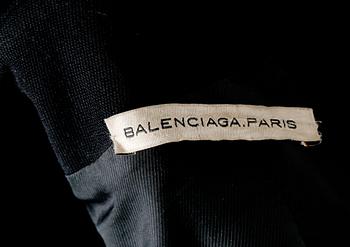 KAVAJ, Balenciaga.