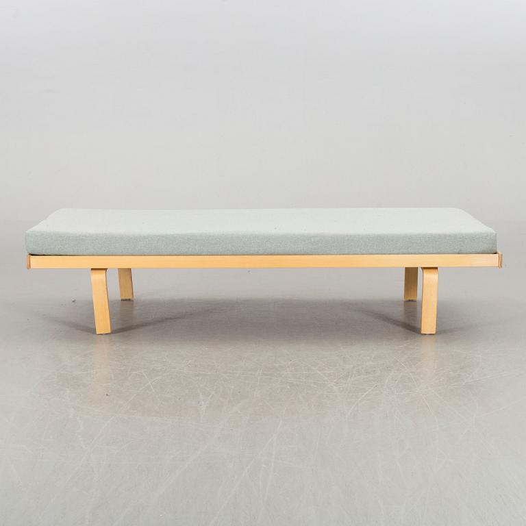 ALVAR AALTO, day bed, 20th  century latter part.