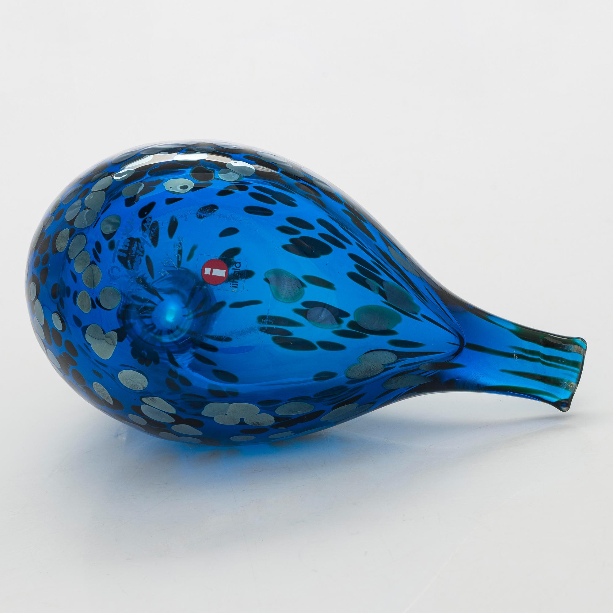 Oiva Toikka, glasfågel, signerad O. Toikka Nuutajärvi, numrerad 44/500.