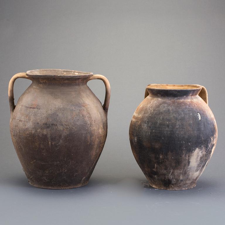KRUS, 2 stycken, lergods, Europa, 1900-talets början.