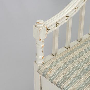 Sohva, kustavilaistyylinen, 1900-luvun alku.