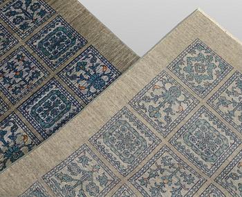 A Zigler runner carpet, 237 x 77 cm.