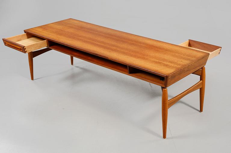 SOFFBORD, Johannes Andersen, Trensum, omkring 1900-talets mitt.