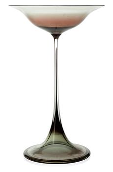 714. A Nils Landberg glass goblet, Orrefors.