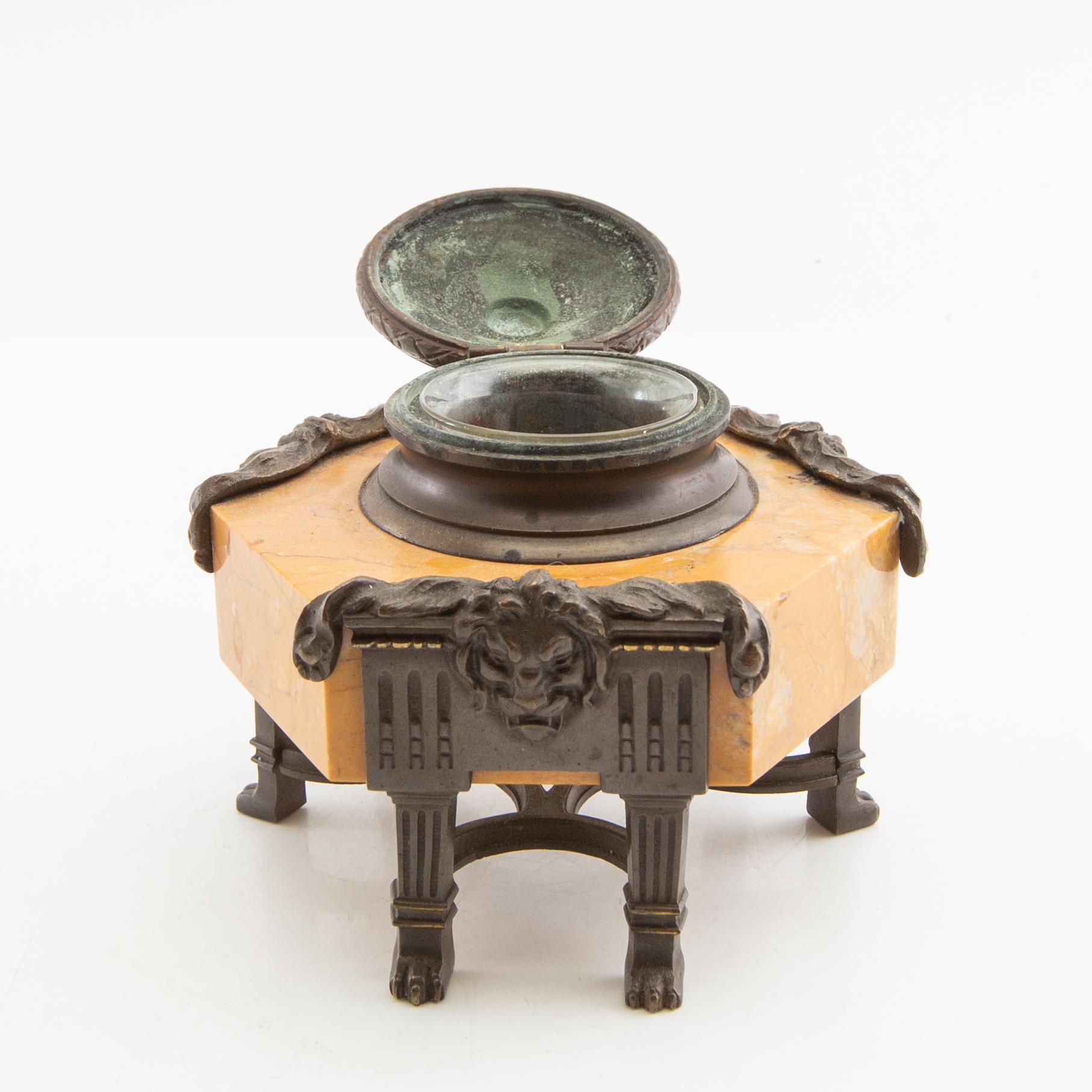 Bläckhorn Empire-stil 1900-talets början.