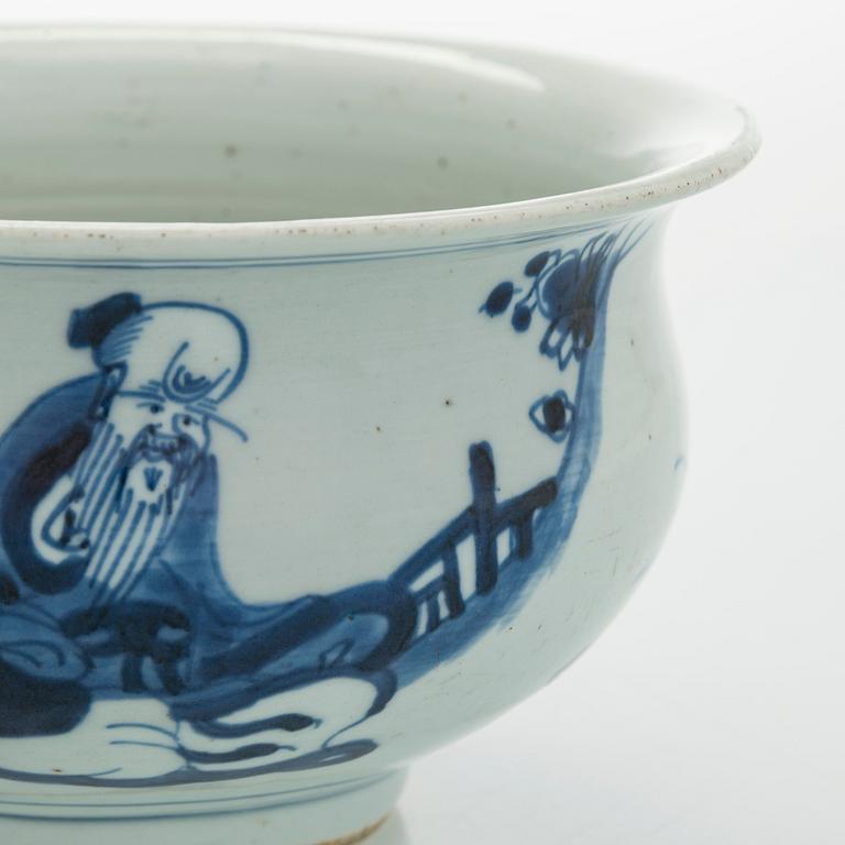 Vase and bowls 2 pcs, China.