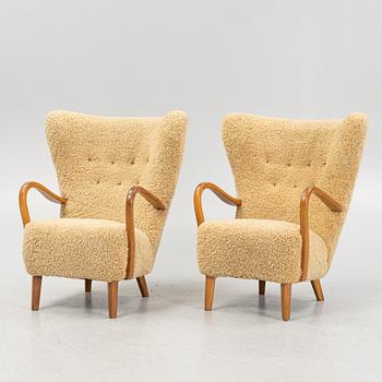 Alfred Christensen, attributed, armchairs, a pair, Slagelse Møbelfabrik; Denmark, 1950s.