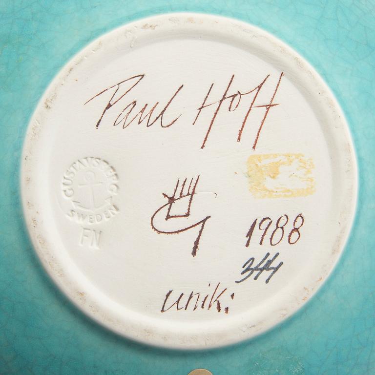 Paul Hoff, lockurna signerad och daterad Gustavsbergs studio unik 1988.