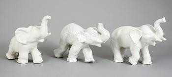 FIGURINER, 9 st, lergods, Vicke Lindstrand, Upsala-Ekeby.