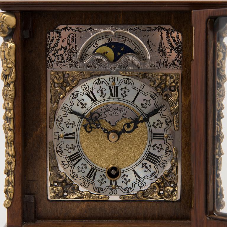 PÖYTÄKELLO, John Warmink, Alankomaat, 1900-luvun puoliväli.