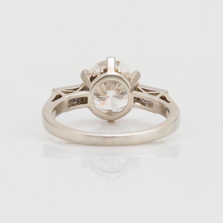 A RING set with an old-cut diamond.