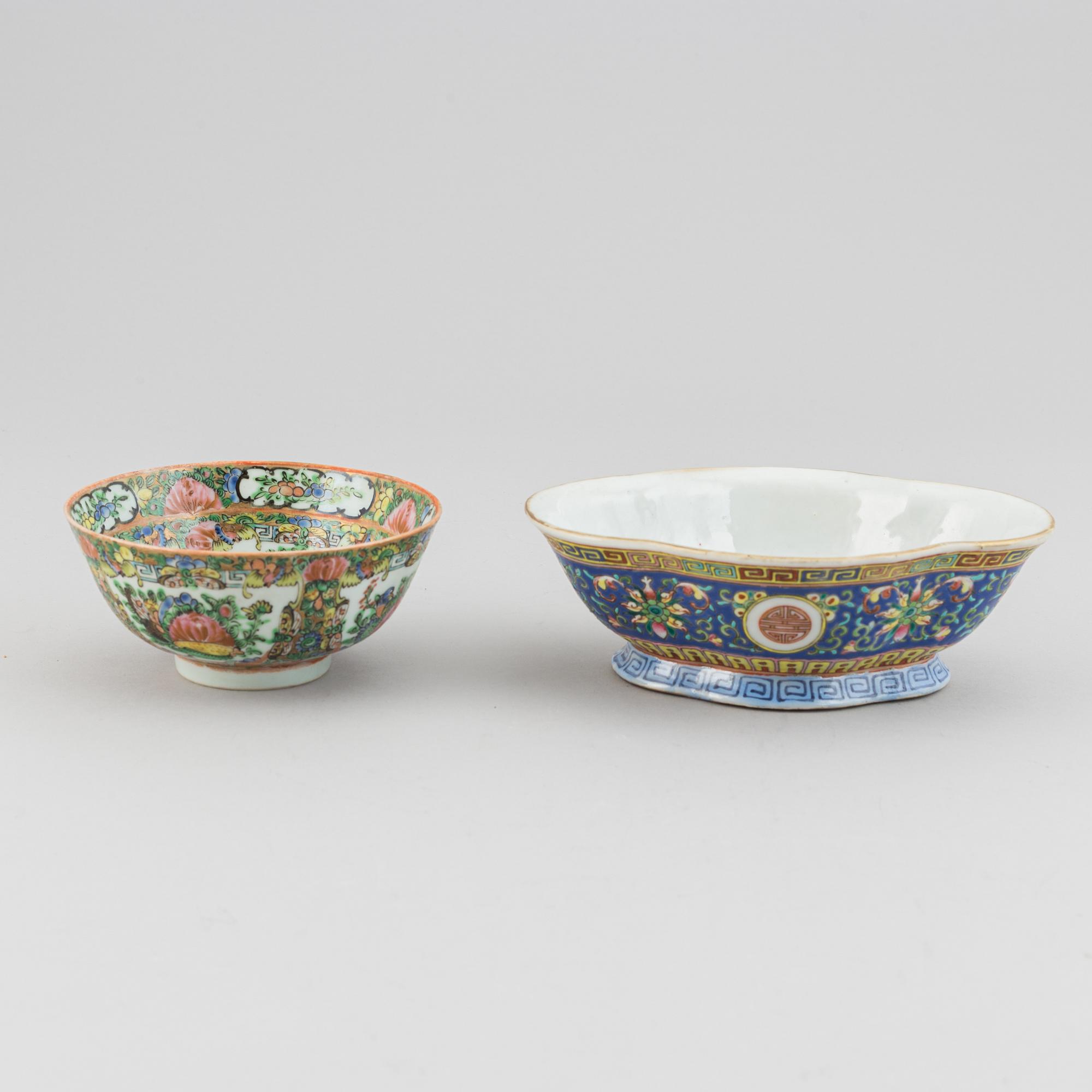 An urn, vase, dish and bowl, porcelain, four parts, China, 19th century to early 20th century.
