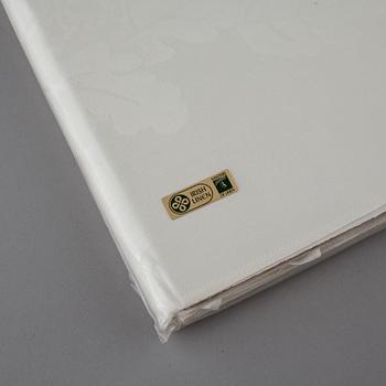 DUKAR, 4 st, linnedamast, 1900-talets andra hälft.