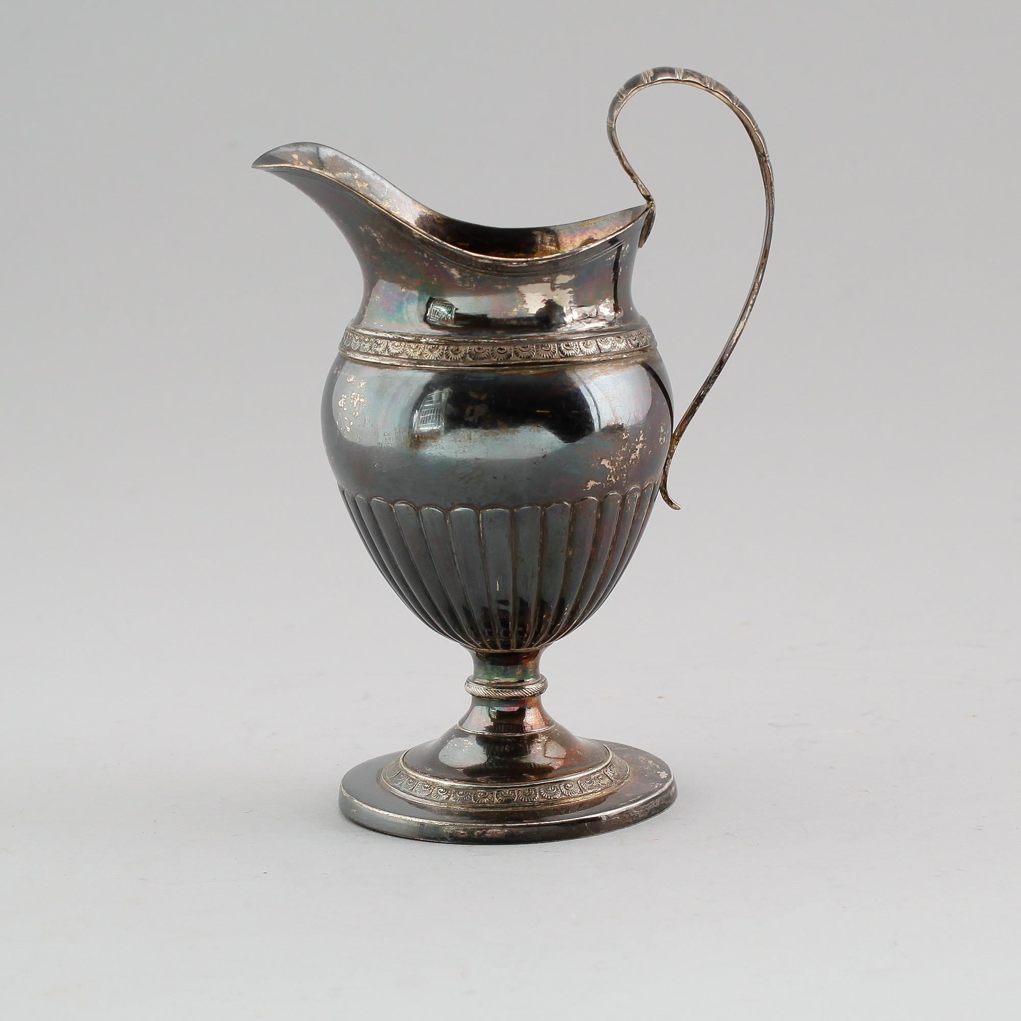 GRÄDDKANNA, silver, Jacob Gustaf Bursell, Jönköping 1827. Vikt ca 208 gram.