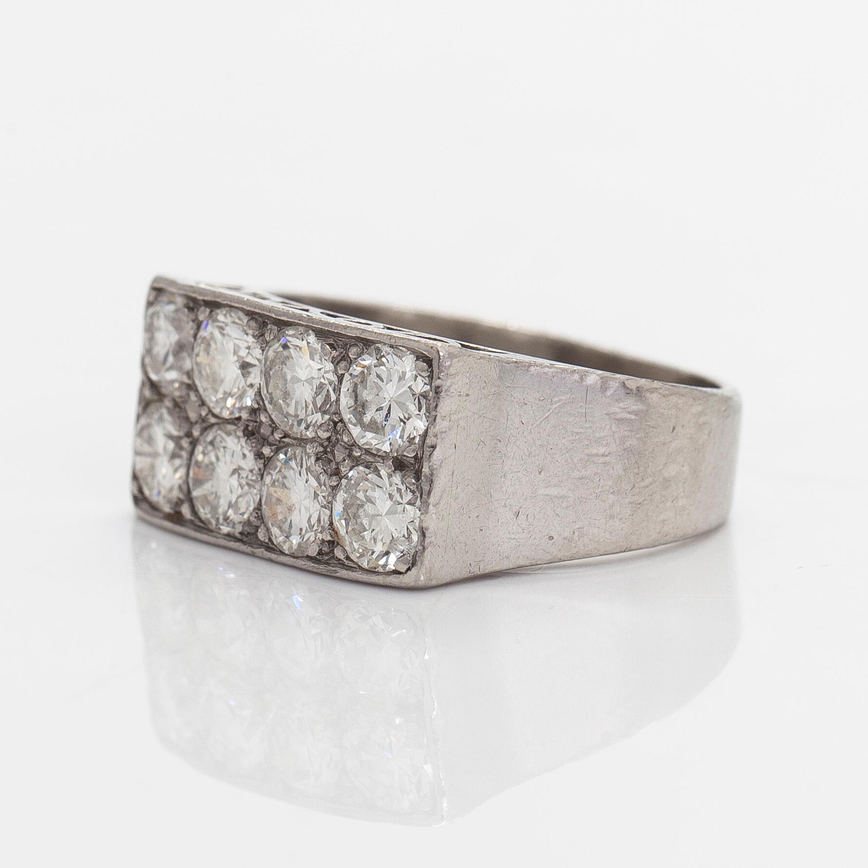 Ring, briljantslipade diamanter, platina, Stockholm 1951.