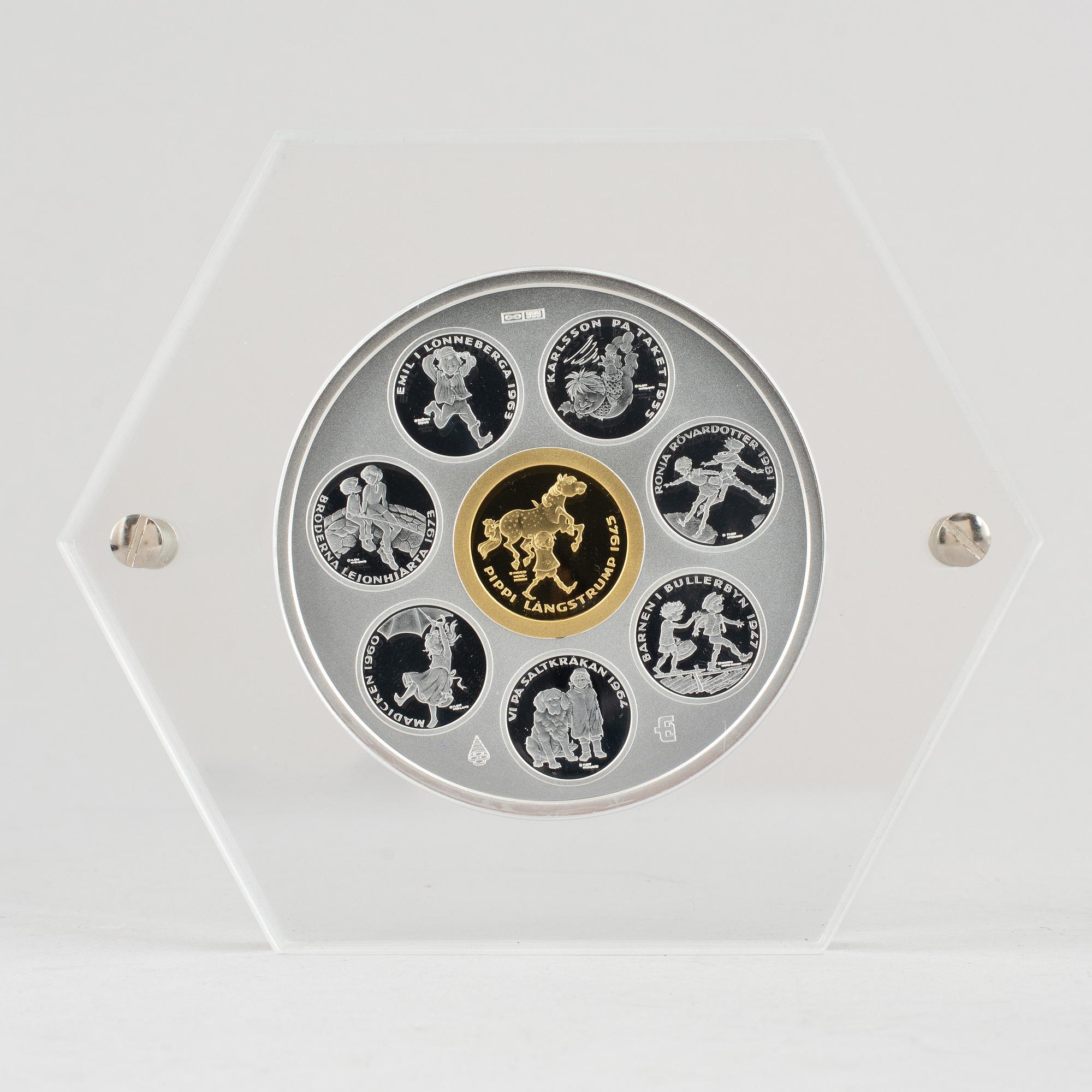 Collector's coin, Astrid Lindgrens kära barn, 1 kilo of silver, numbered 294/750, Mynthuset Sverige 2002.