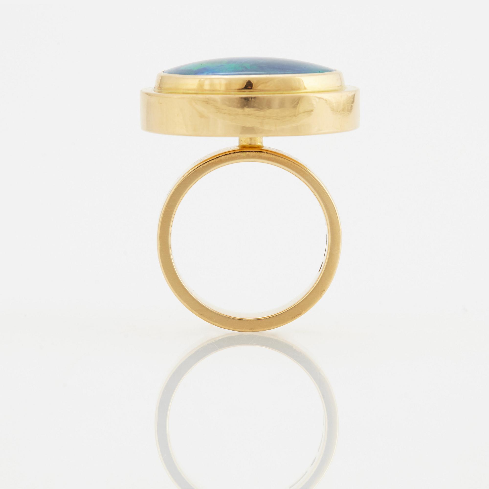 SIGURD PERSSON, Ring with opal.