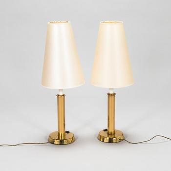 Bordslampor, ett par, HKA 11, Helsingin Kaasuvalo, 1900-talets senare hälft.