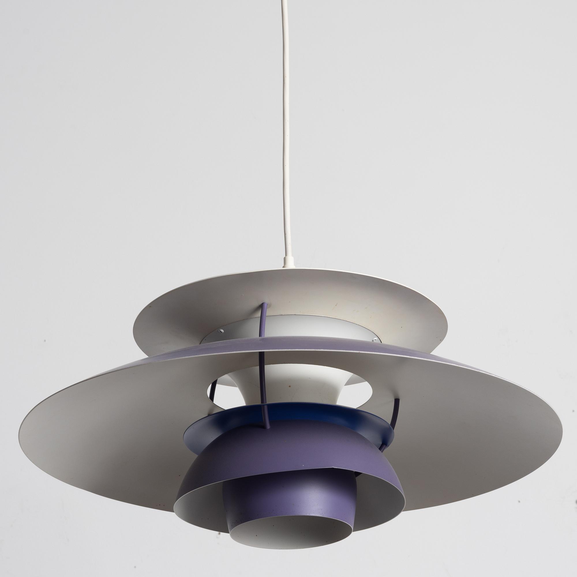 Poul Henningsen, Taklampa "PH 5", Louis Poulsen, Danmark.