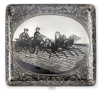 1290. A RUSSIAN PARCEL-GILT AND NIELLO CIGARETTE-CASE, makers mark possibly of Gustav Klingert, Moscow 1888.