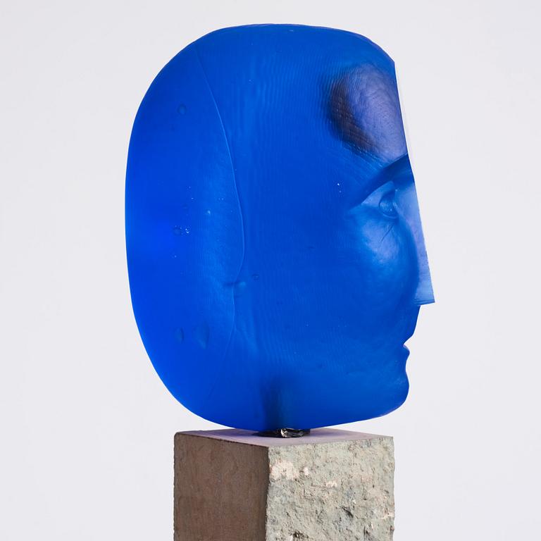 Bertil Vallien, unik skulptur, gjutet glas, huvud på ställ, Kosta Boda.