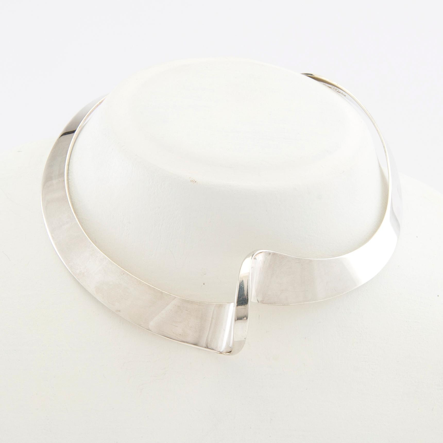 Karl-Erik Palmberg, Halsband silver, Alton Falköping 1976.