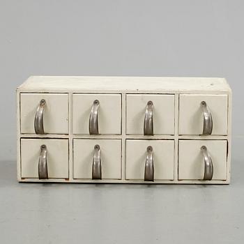 KRYDDMÅTT, 1900-talets mitt.