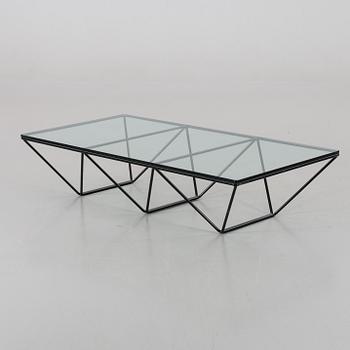 A PAOLO PIVA "ALANDA" COFFEE TABLE, B&B Italy.